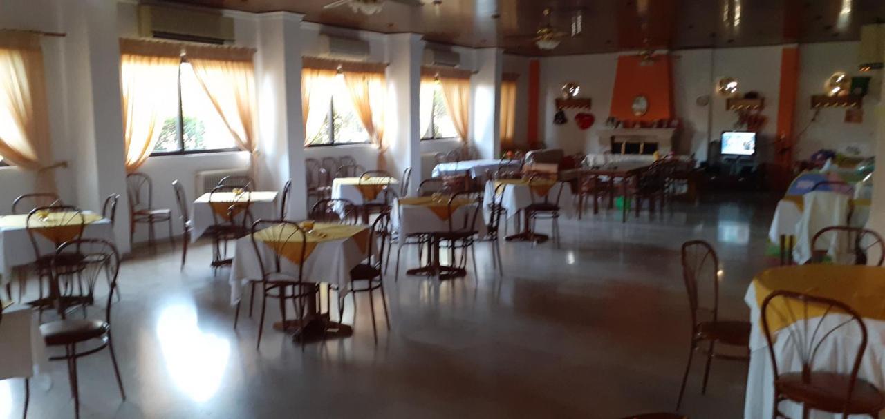 Hotel Themisto Nikolaíika Eksteriør bilde